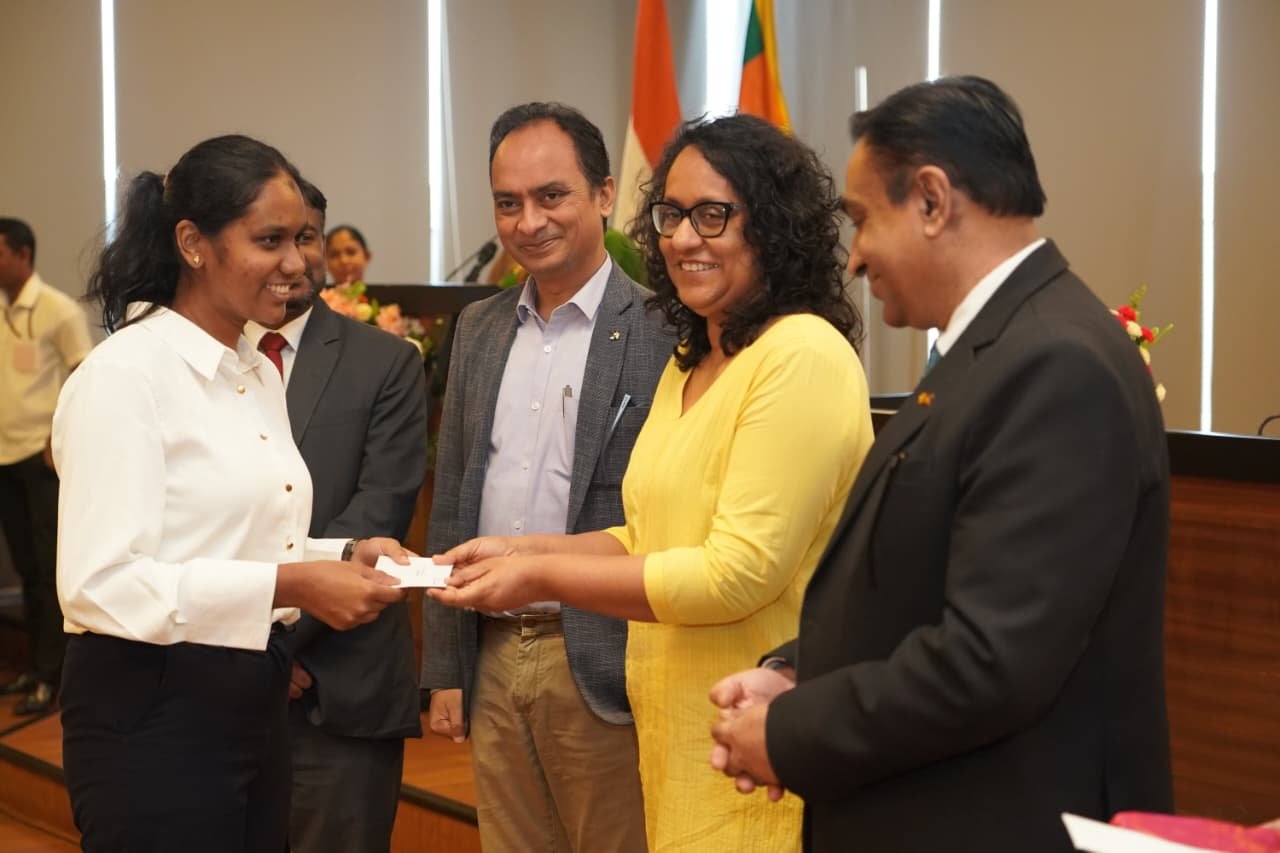 Mahatma Gandhi Scholarships awarded to 300 students across Sri Lanka