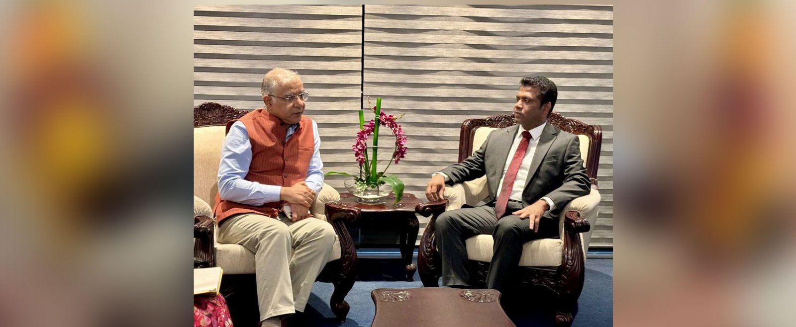 High Commissioner H.E. Santosh Jha met & congratulated Hon. Minister of Health and Media Dr. Nalinda Jayatissa on his appointment
