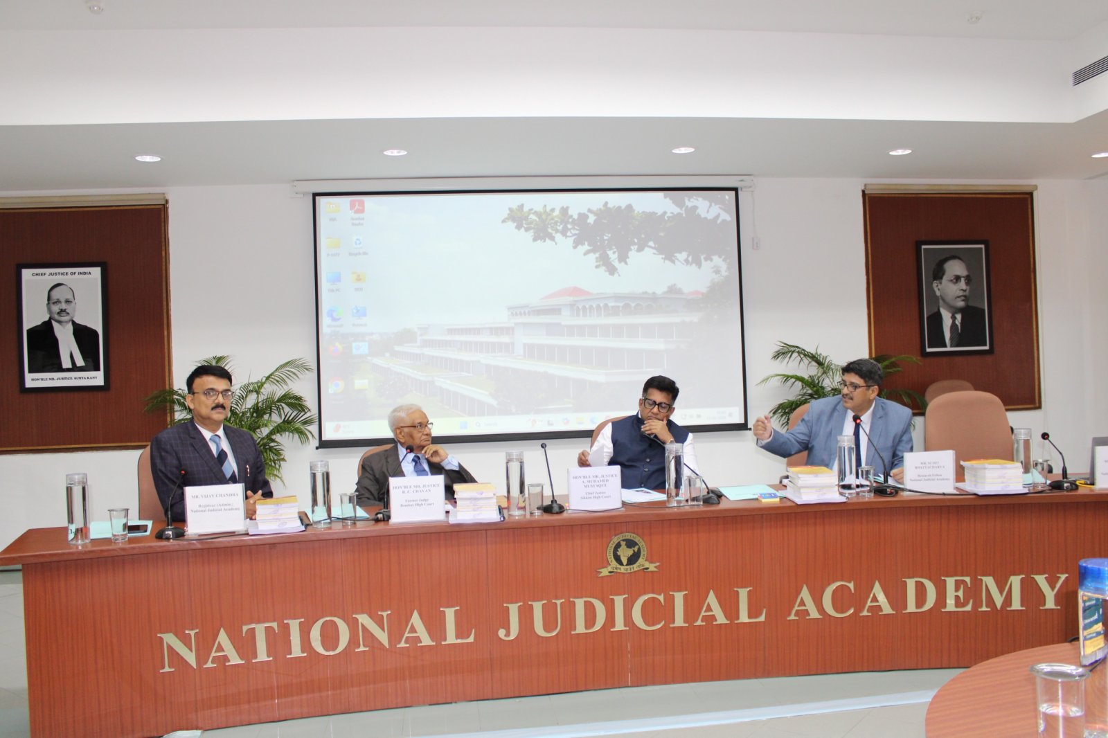 30 District Court Judges from Sri Lanka attend Capacity-building  Programme in India