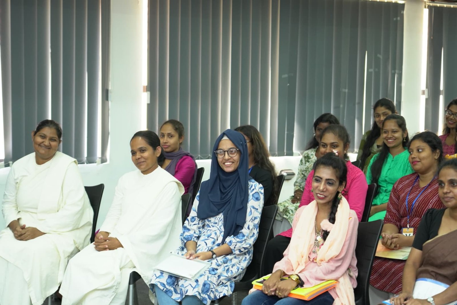 35 Sri Lankan students of Hindi to study in India with fully funded scholarships
