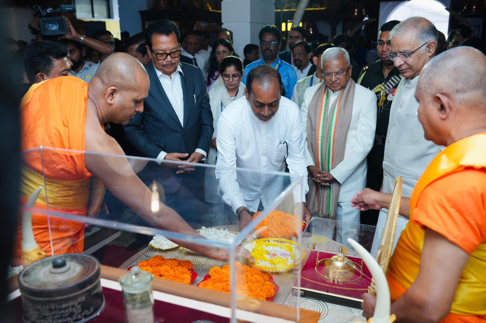 Over a Million Devotees Venerate the Holy Devnimori Relics   Exposition of the Holy Devnimori Relics concludes successfully